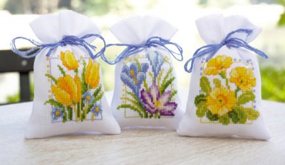 Spring Flowers Potpourri Bags (Set of 3)