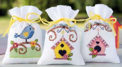click here to view larger image of Birds and Houses Potpourri Bags (Set of 3) (chart)