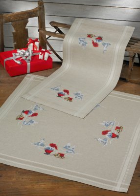 Elves With Sleigh Tablecloth (lower)