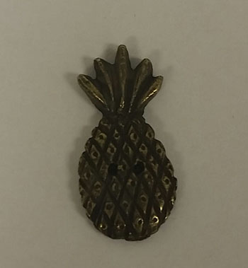 Olde Brass Button - Pineapple
