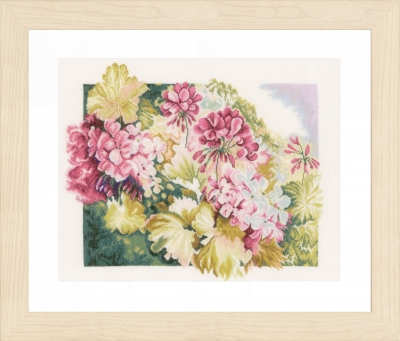 click here to view larger image of Geraniums (counted cross stitch kit)