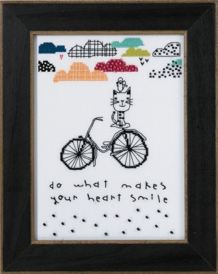 click here to view larger image of Makes Your Heart Smile - Amylee Weeks (counted cross stitch kit)