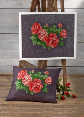 Red Roses - Linen (top)