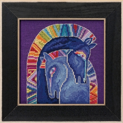 click here to view larger image of Embracing Horses - Horses Collection (Aida) (counted cross stitch kit)
