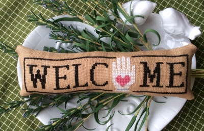 September Heart in Hand - Wee Welcome