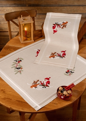 Santa Claus Table Topper (bottom)