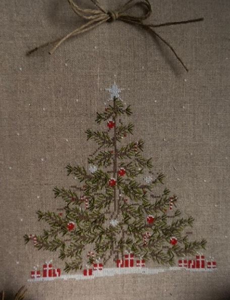 Christmas Tree (Une Croix le Temps)