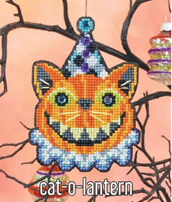 click here to view larger image of Cat-o-Lantern Ornament (Kit) (counted cross stitch kit)