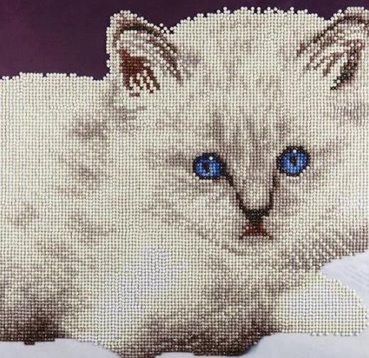 click here to view larger image of White Cat (Diamond Embroidery)