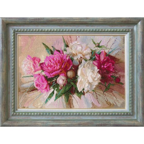 click here to view larger image of Energy of Love (counted cross stitch kit)