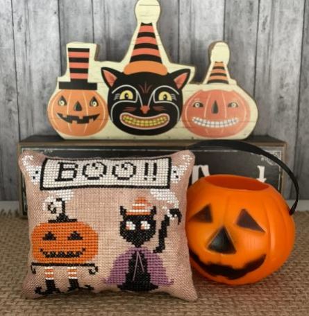 Halloween Parade Series - Boo !
