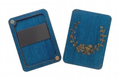 click here to view larger image of Wooden Needle Case/Blue - KF056/1 (accessory)