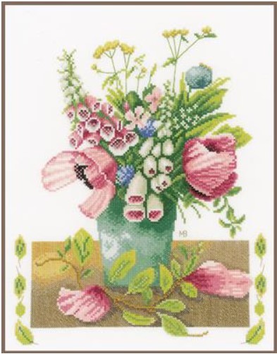 click here to view larger image of Summer Bouquet (14ct) (counted cross stitch kit)