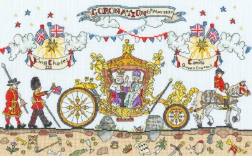 Cut Thru Coronation Carriage - King Charles III Coronation Collection