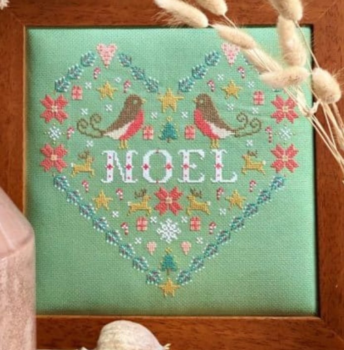 Scandi Heart Noel Kit - 32ct Linen