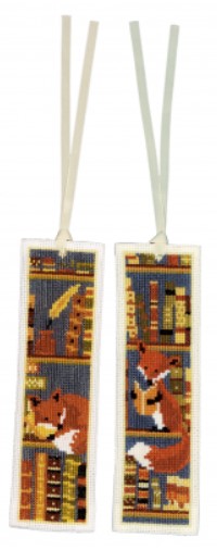 Foxes in Bookshelf Bookmarks (2)