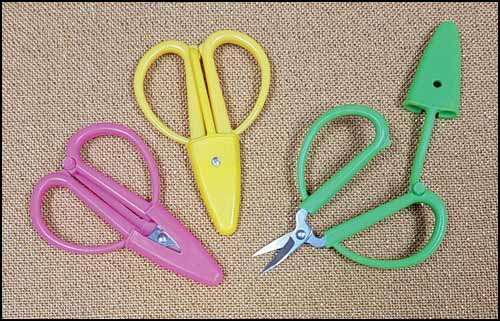 Mighty Mite Mini Embroidery Scissors - Pack of 3