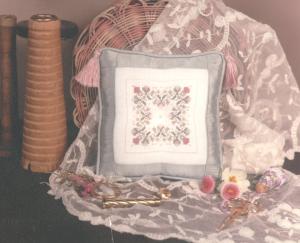 Elizabethan Needle Cushion 