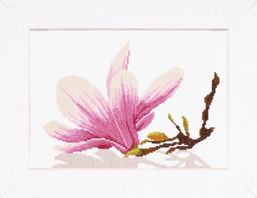 Magnolia Twig with Flower (Aida)