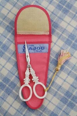 Mother of Pearl Style Scissors