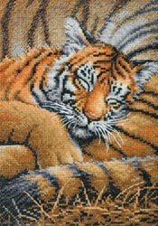 click here to view larger image of Cozy Cub (counted cross stitch kit)