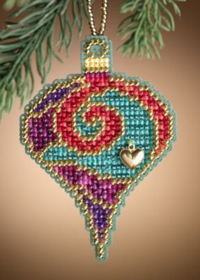 click here to view larger image of Garnet Spiral (2011)  (counted cross stitch kit)